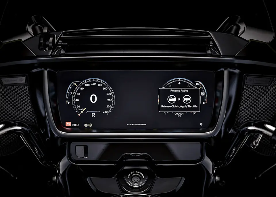 Harley-Davidson 2026 Street Glide 3 Tacho und Display.