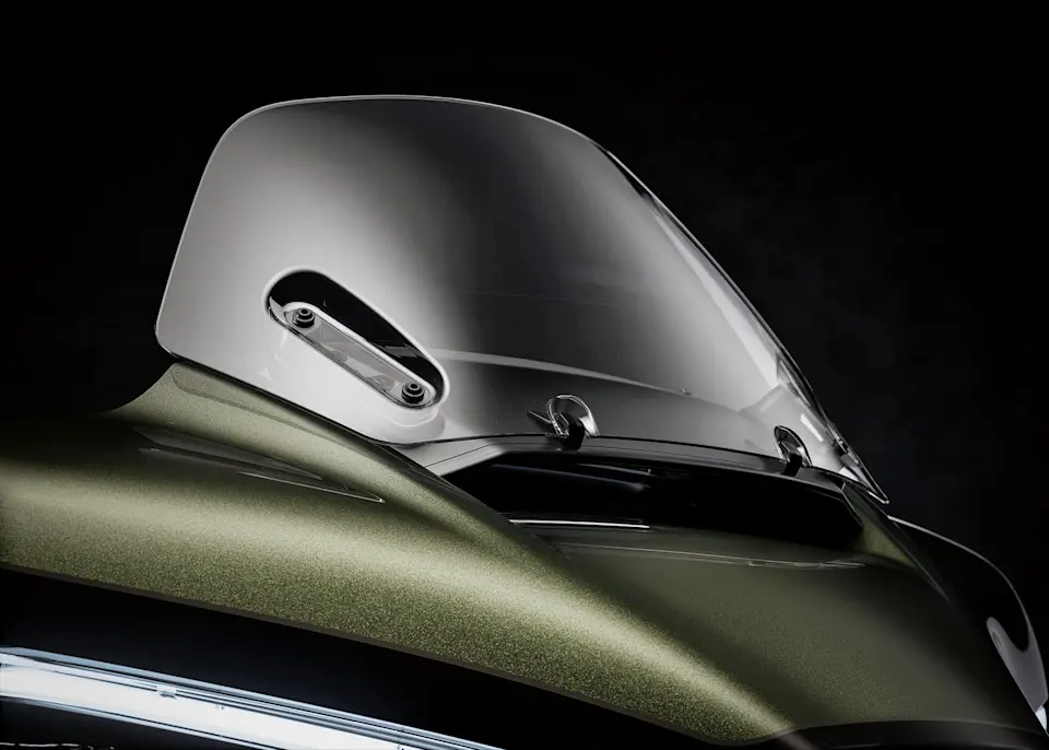 Harley-Davidson Street Glide Limited mit schönem Windschild.